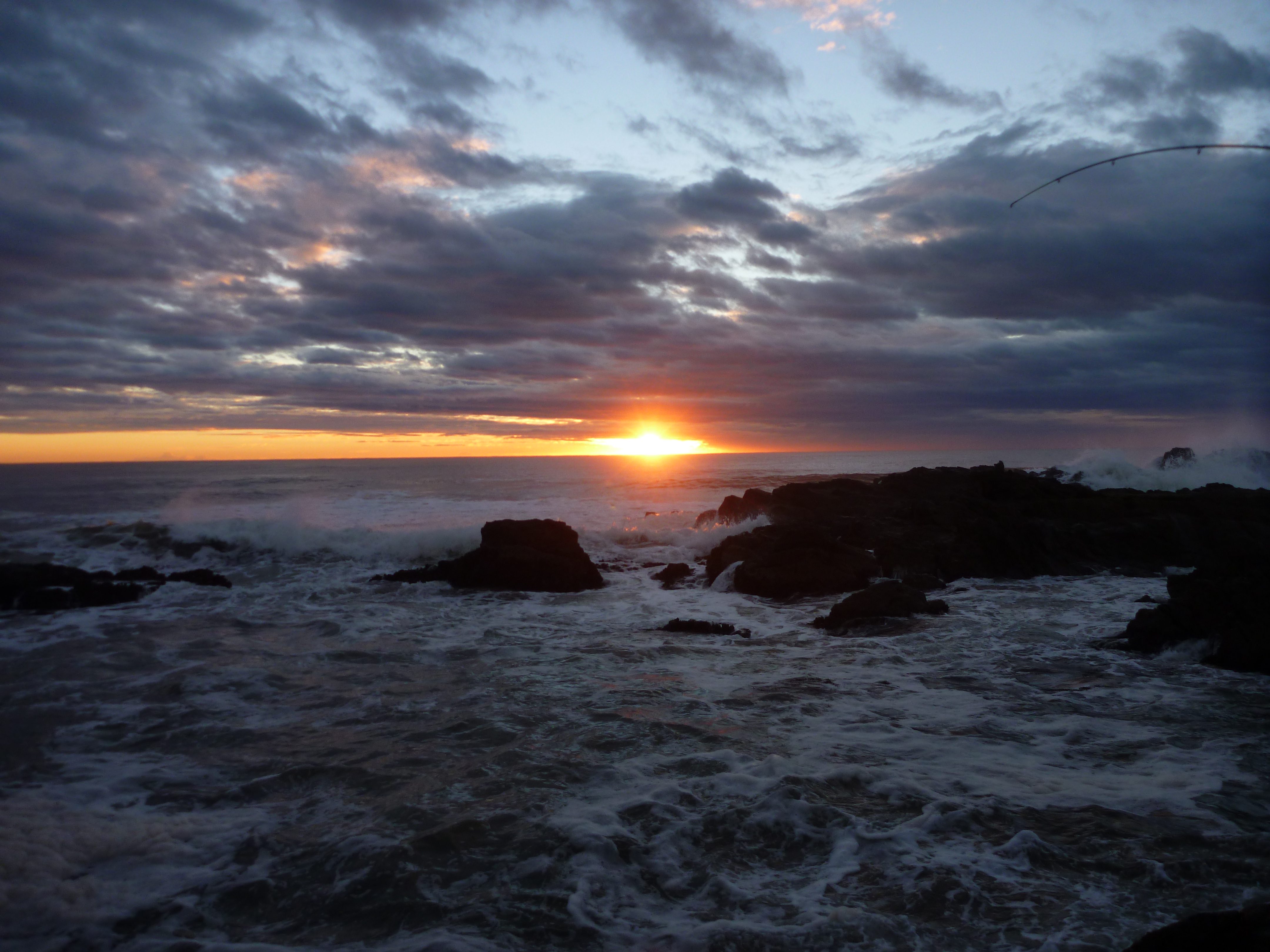 Perfect rock territory to cast and retrieve lightly weighted baits at dawn.