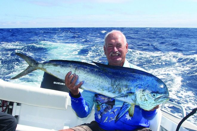 Frank Oostenbroek caught this dolphin fish in sloppy conditions.