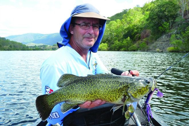 Andy ‘Prof’ Bullen with a lovely cod hooked on a Bassman Spinnerbait.