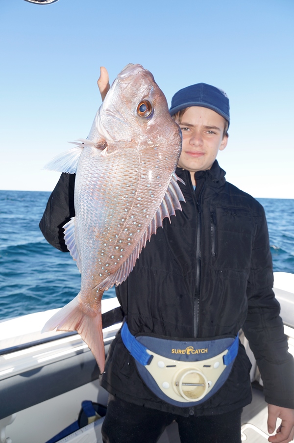 fishing offshore snapper