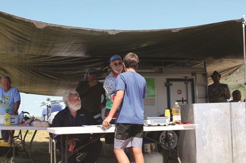 Beach fishing Fraser Island for the tailor run - Bush 'n Beach