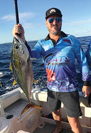 moreton island fishing yellowfin tuna