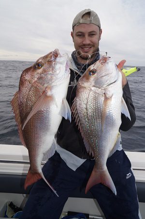 catching snapper offshore brisbane