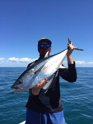 hervey bay fishing action