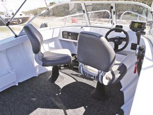 aquamaster 420 runabout boat review