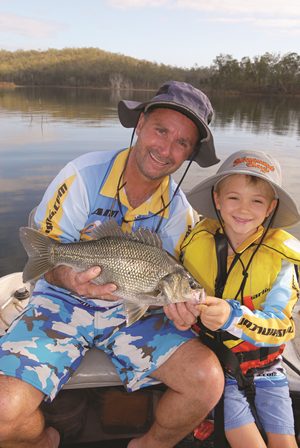 lake wyaralong bass fishing